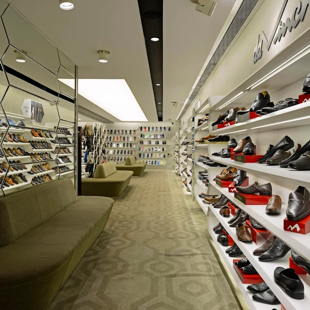 Metro Shoes media
